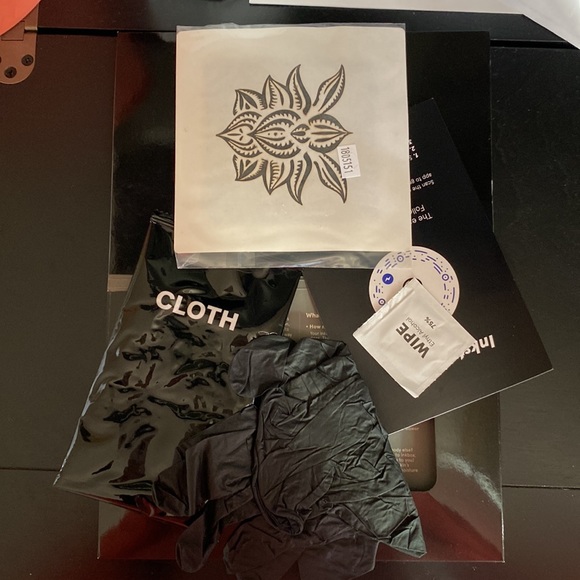 Inkbox Semi-permanent tattoo - Flower - Picture 3 of 5